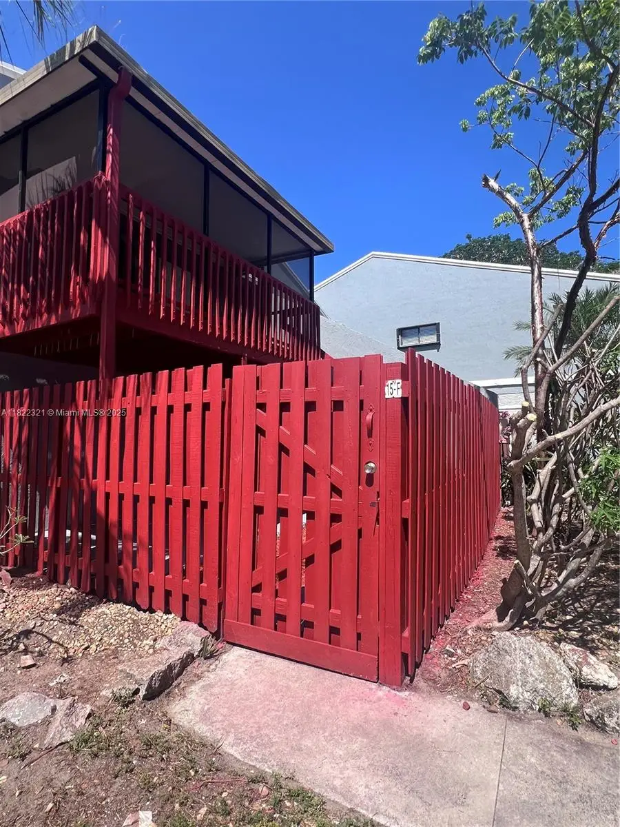 15 Crossings Cir #F, Boynton Beach, FL 33435 - Image #2