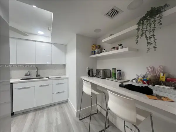 4900 N Ocean Blvd #212, Lauderdale By The Sea, FL 33308