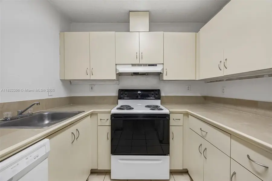 8421 SW 209th St #8421, Cutler Bay, FL 33189 - Image #3