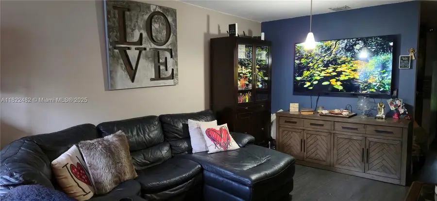 9750 NW 14th St #30-5, Coral Springs, FL 33071 - Image #3