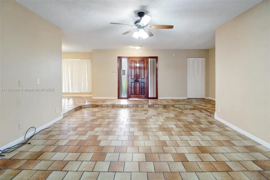 1531 SW 67th Ter, Plantation, FL 33317 - Image #3