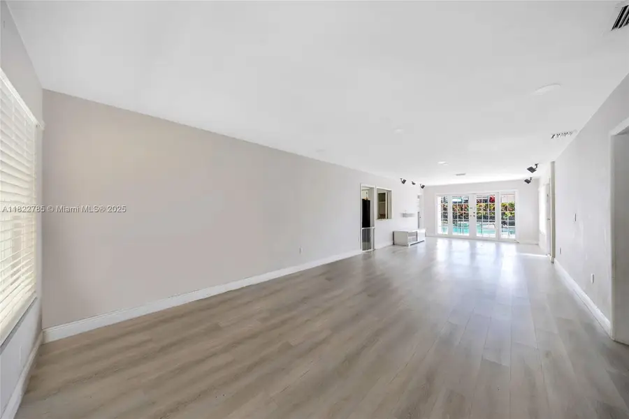 5781 SW 25th St, Miami, FL 33155 - Image #3