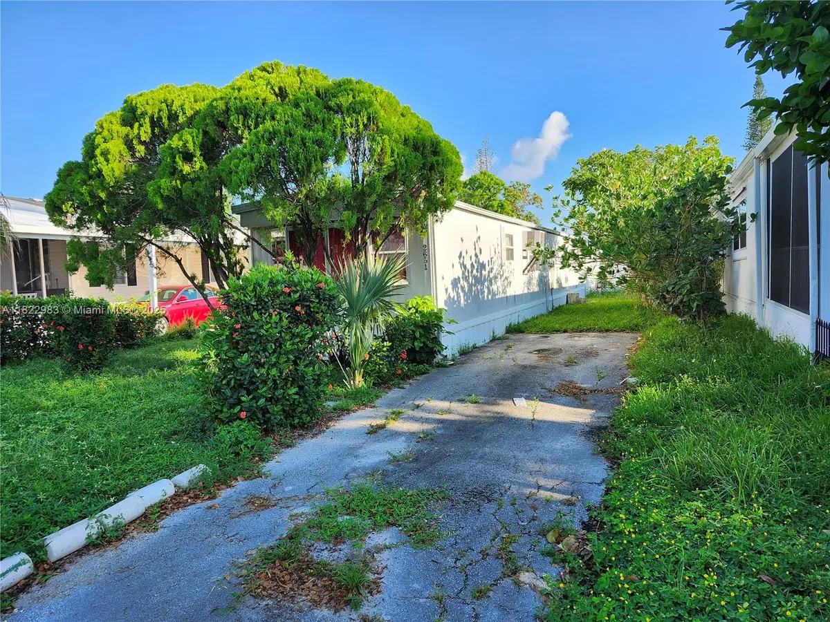 2651 E Marina Dr, Dania Beach, FL 33312 - Image #1