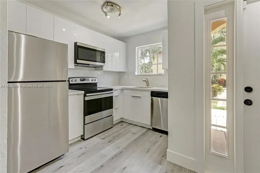 2054 NE 167th St #3-122, North Miami Beach, FL 33162 - Image #2