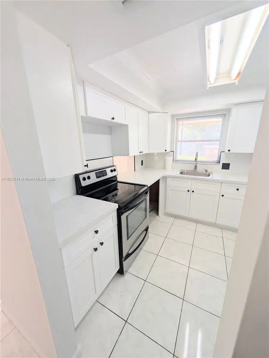 14901 SW 4th St #9A, Pembroke Pines, FL 33027 - Image #1