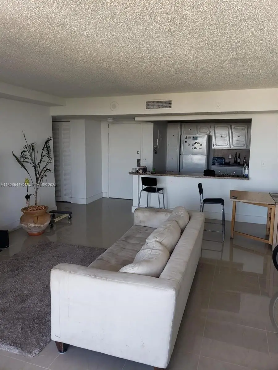 13499 Biscayne Blvd #1005, North Miami, FL 33181 - Image #3