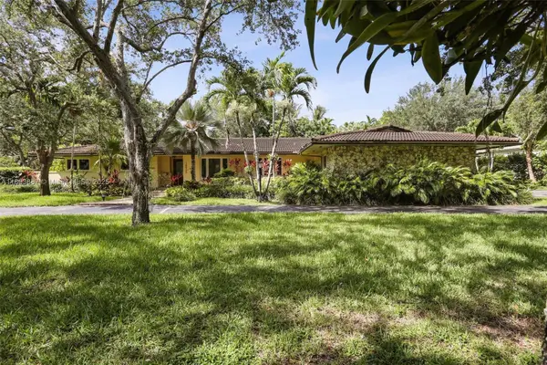 10920 SW 68th Ave Rd, Pinecrest, FL 33156