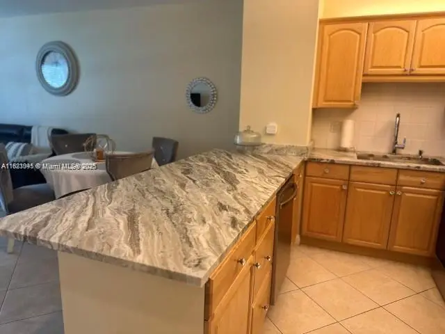 1520 Mckinley St #103E, Hollywood, FL 33020 - Image #3