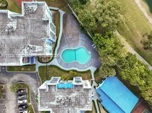 9440 Fontainebleau Blvd #203, Miami, FL 33172 - Image #1