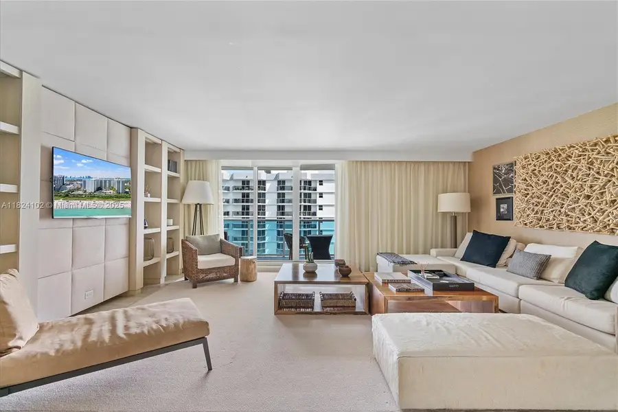 102 24th St #1415, Miami Beach, FL 33139 - #2