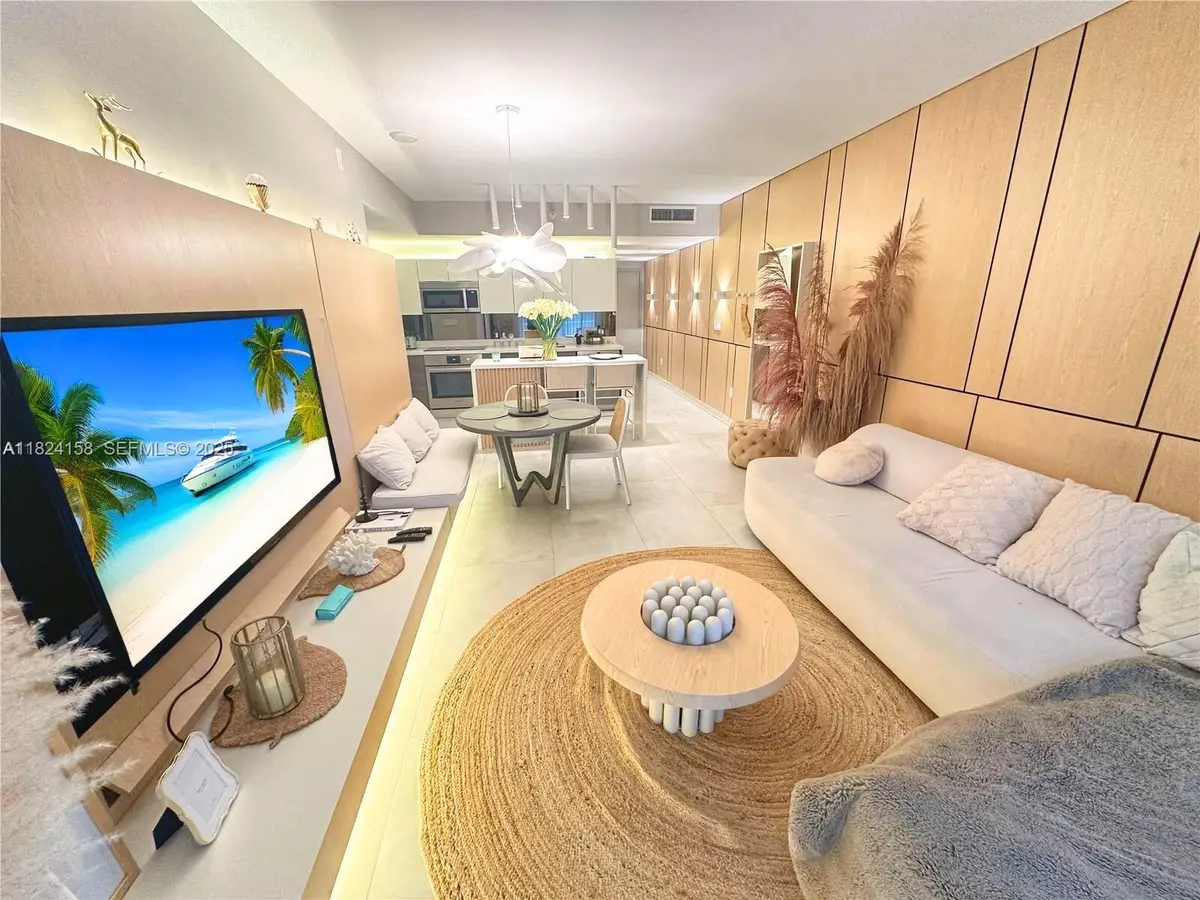 1010 SW 2nd Ave #601, Miami, FL 33130 - Image #1