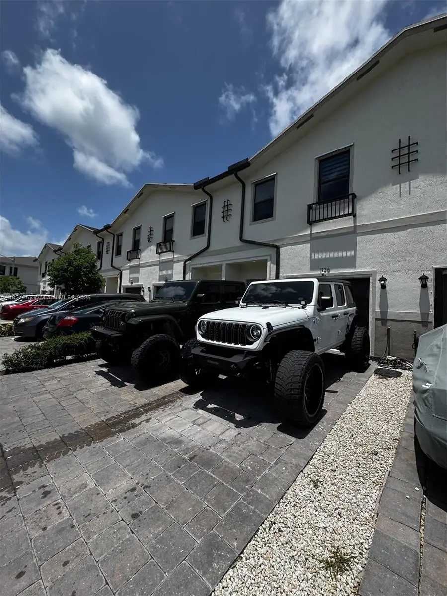 1136 SW 6th Ave, Florida City, FL 33034 - Image #2