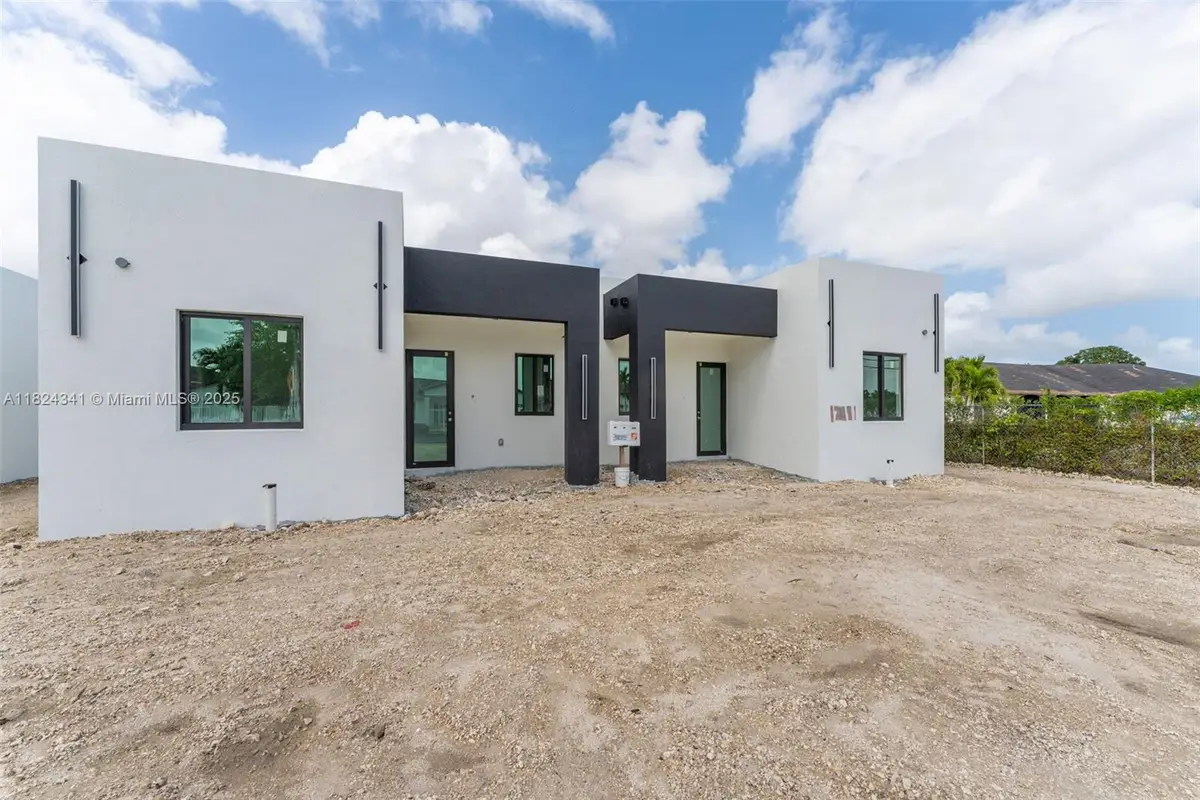 12381 SW 220th St, Miami, FL 33170 - Image #1