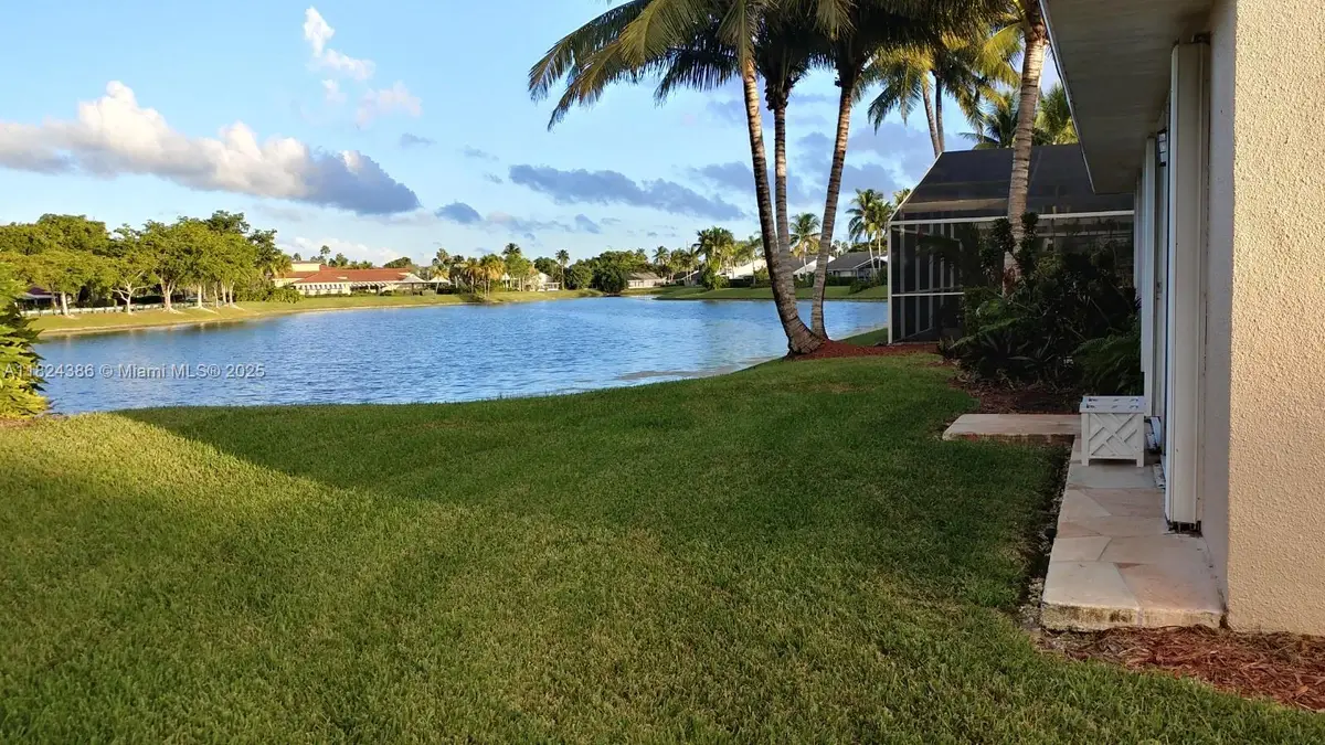 585 SE 25th Ln, Homestead, FL 33033 - #1