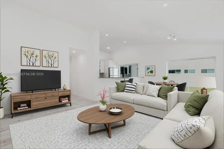 922 Falling Water Rd, Weston, FL 33326 - Image #3