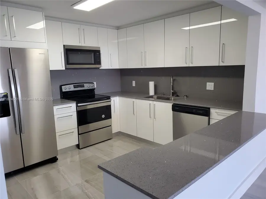 13499 Biscayne Blvd #1105, North Miami, FL 33181 - Image #3