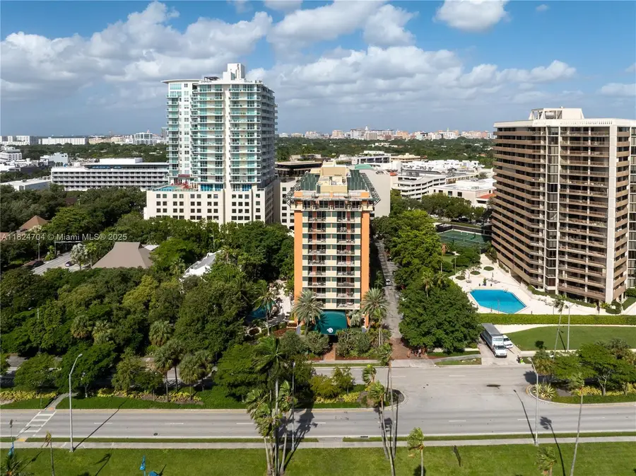 2951 S Bayshore Dr #717, Miami, FL 33133 - Image #3