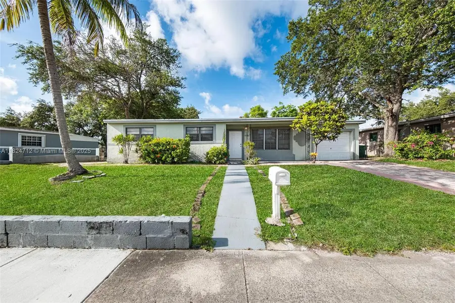 2410 NW 170th Ter, Miami Gardens, FL 33056 - Image #2