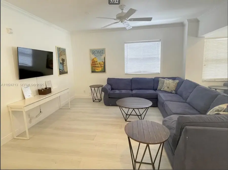 326 Harrison St #303A, Hollywood, FL 33019 - #3