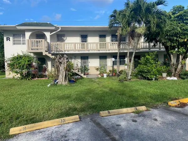 Address Withheld By Seller, Miami, FL 33179