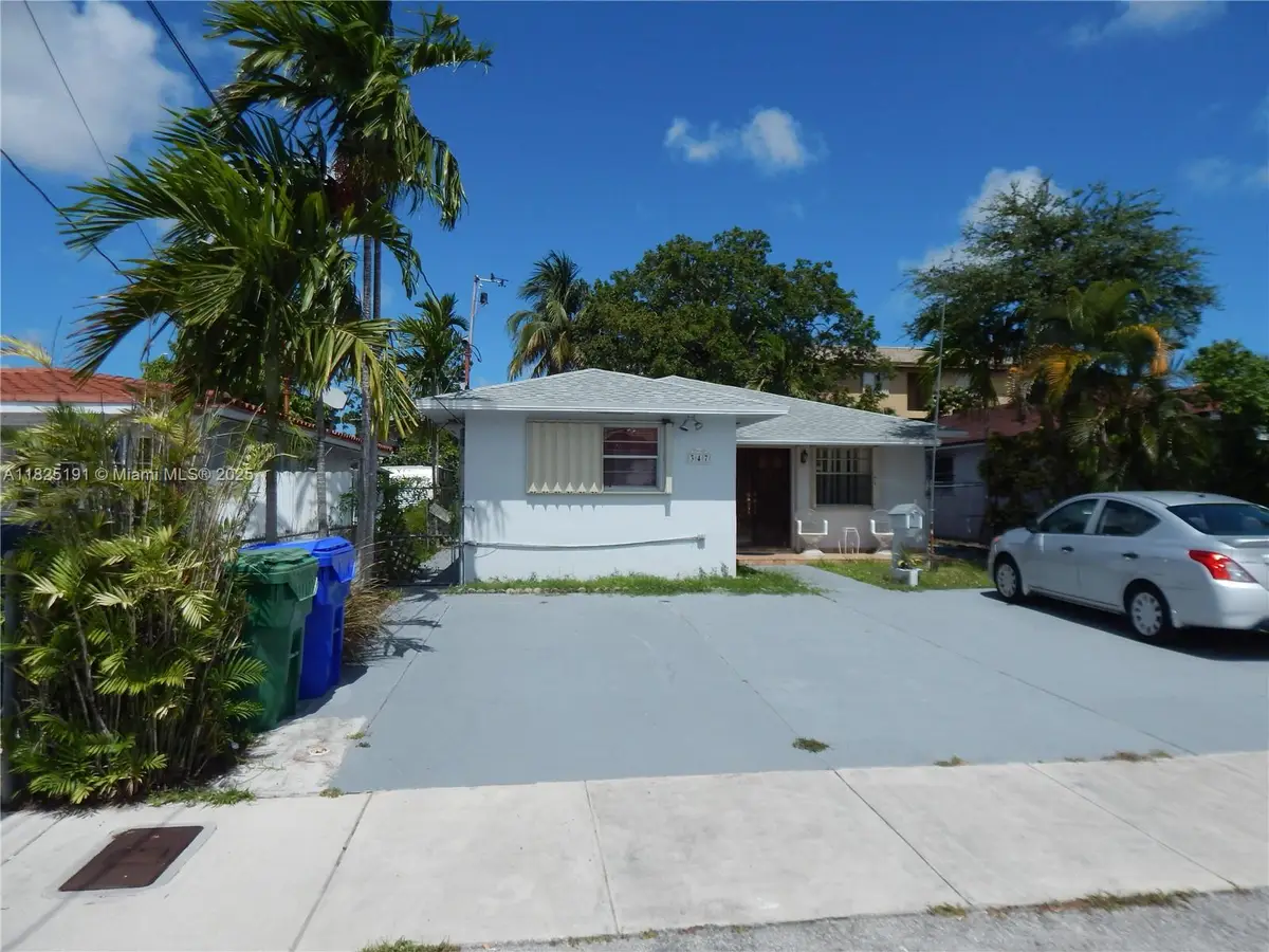 347 NW 57th Ct, Miami, FL 33126 - Image #1