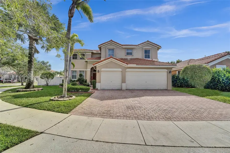 1379 NW 166th Ave, Pembroke Pines, FL 33028 - Image #2