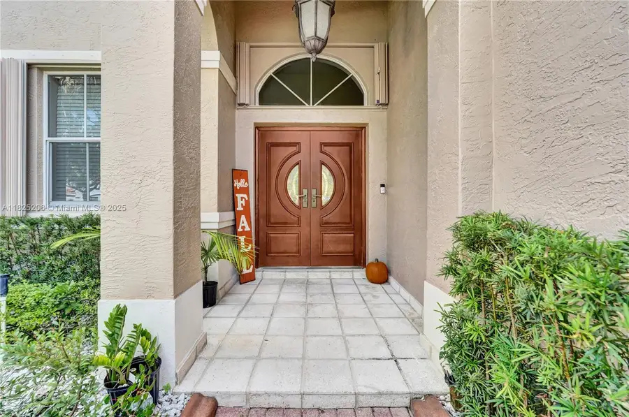 1379 NW 166th Ave, Pembroke Pines, FL 33028 - Image #3