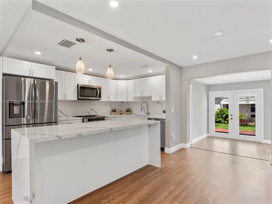 2991 NW 1st Dr, Pompano Beach, FL 33064 - Image #2