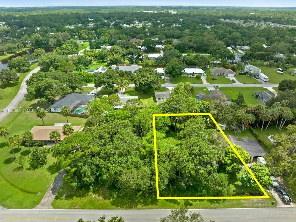 7101 Sebastian Rd, Fort Pierce, FL 34951 - Image #1