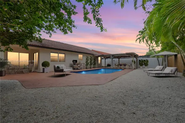 14711 SW 170th Ter, Miami, FL 33187