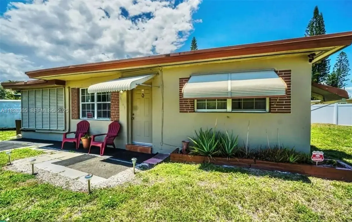6103 Monroe St, Hollywood, FL 33023 - Image #1