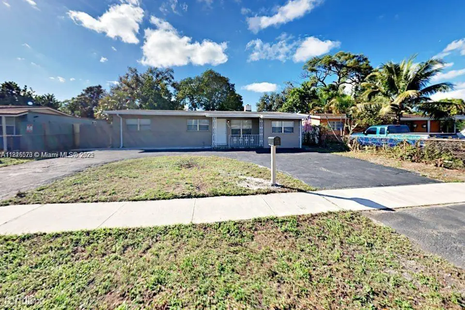 1107 SW 22nd Ter, Fort Lauderdale, FL 33312 - #1