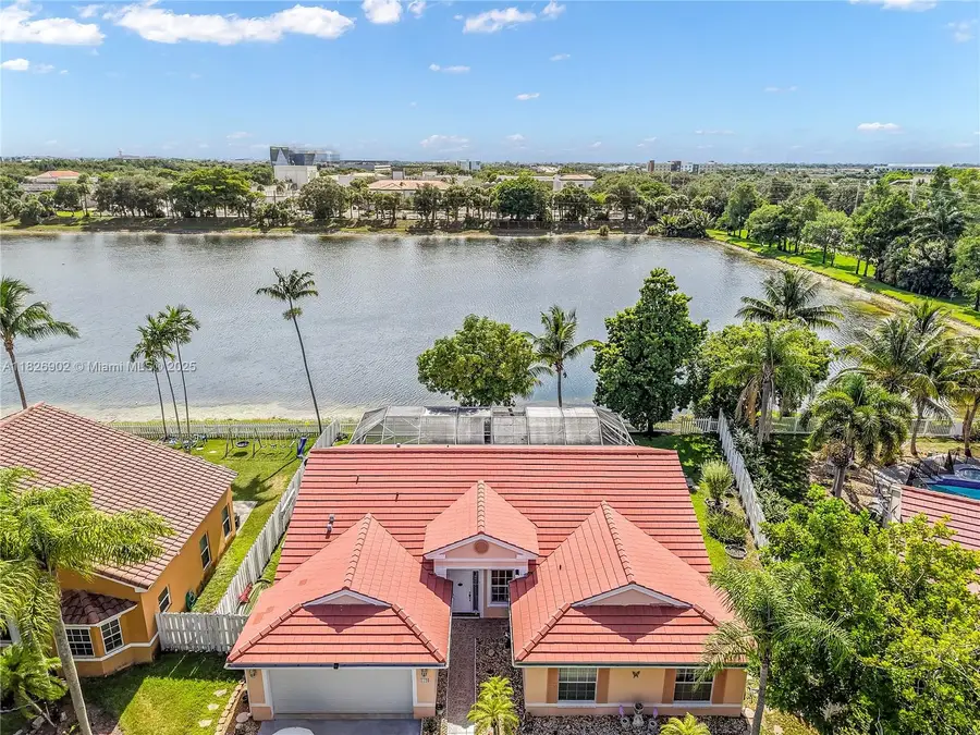1720 SW 137th Way, Miramar, FL 33027 - Image #2