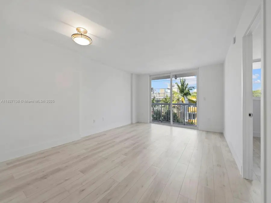 401 Ocean Dr #403, Miami Beach, FL 33139 - Image #2