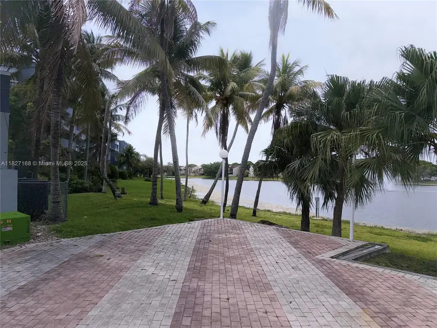 9365 Fontainebleau #E236, Miami, FL 33172 - Image #3