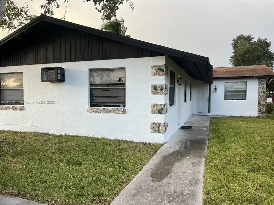 4809 SW 25th St, West Park, FL 33023 - Image #2