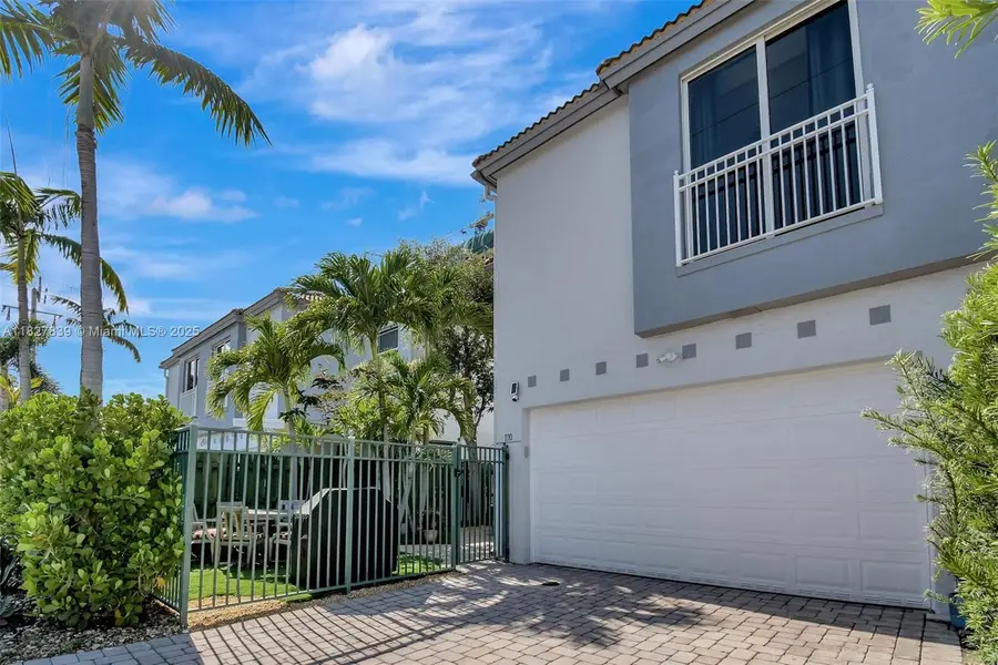 1110 SE 4th Ave, Fort Lauderdale, FL 33316 - Image #2