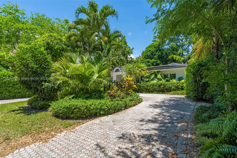 3865 Poinciana Ave, Miami, FL 33133 - Image #3