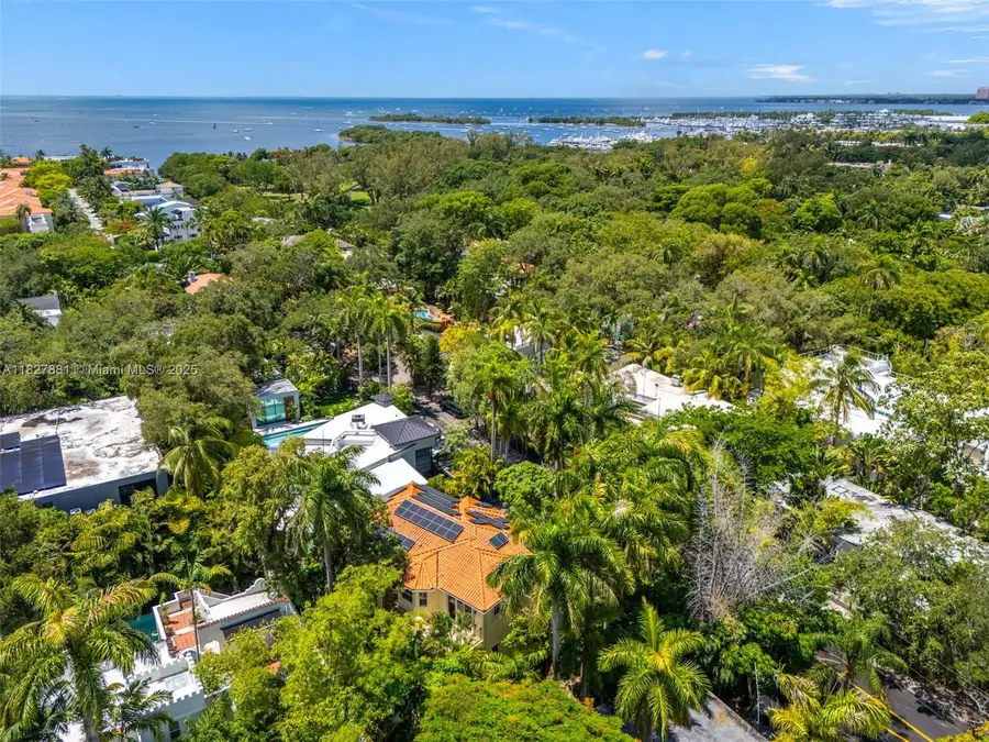 3211 Morris Ln, Miami, FL 33133 - Image #3