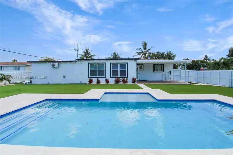 7460 NW 1st Ct, Pembroke Pines, FL 33024 - Image #3