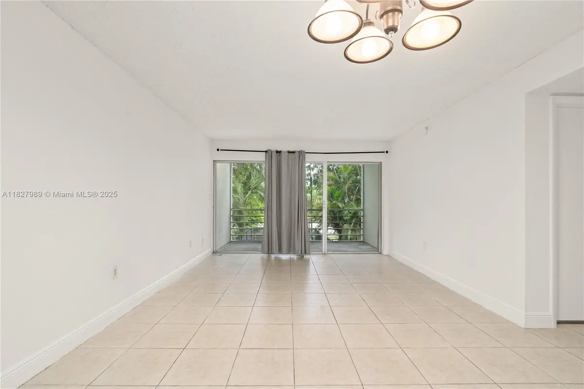 4205 N University Dr #205, Sunrise, FL 33351 - Image #1