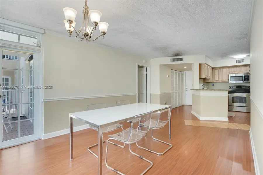1280 S Alhambra Cir #2206, Coral Gables, FL 33146 - Image #3