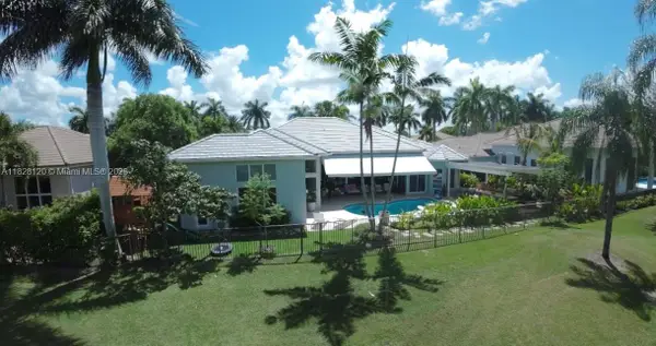 2493 Poinciana Dr, Weston, FL 33327