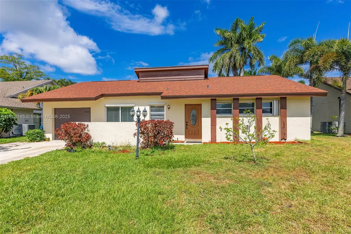 5238 Chelan Cv, Lake Worth, FL 33467 - Image #1