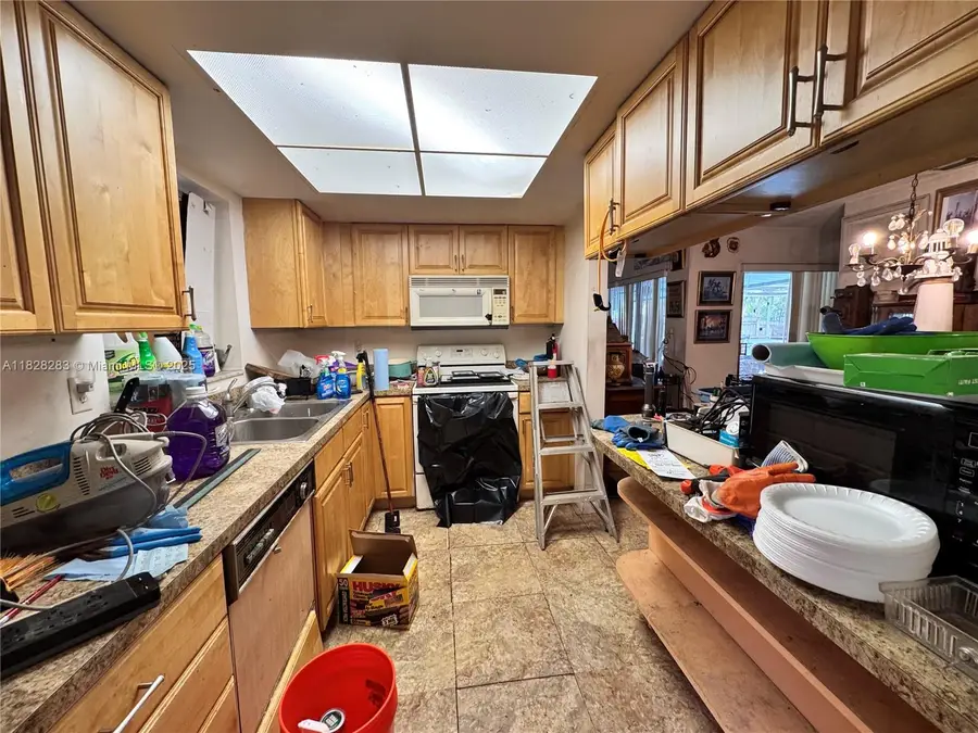 1930 NW 33rd St, Oakland Park, FL 33309 - Image #2