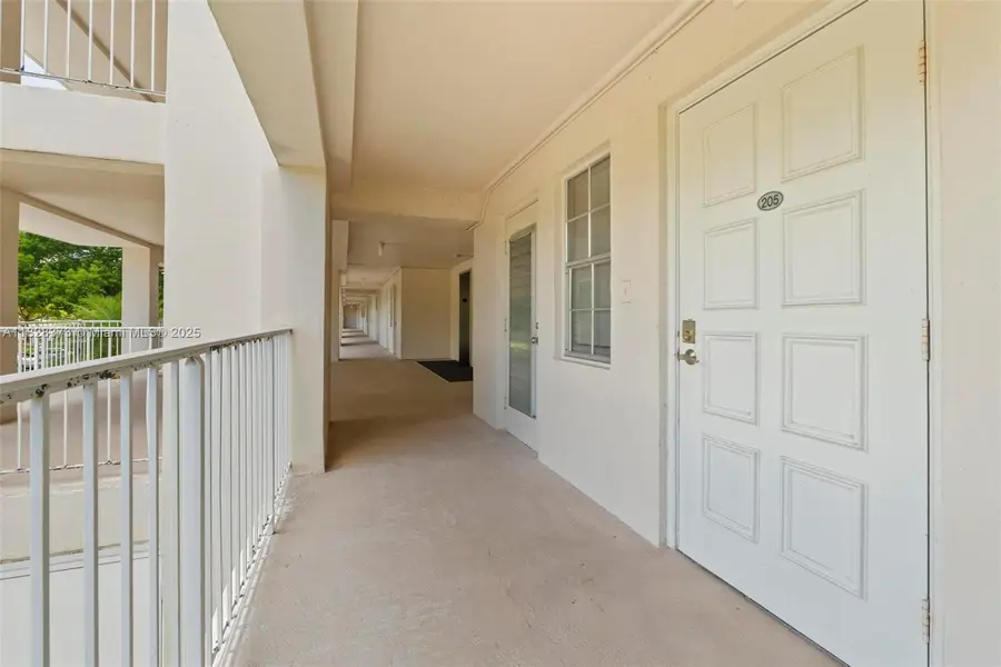 2851 S Palm Aire Dr #205, Pompano Beach, FL 33069 - Image #3