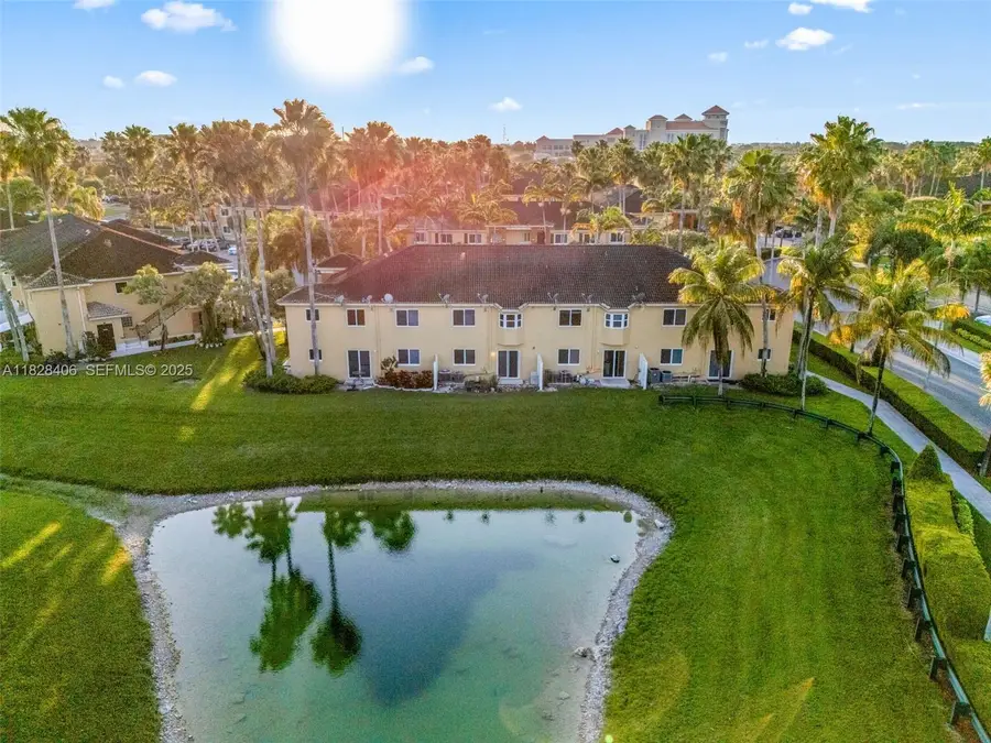 945 NE 34th Ave #103, Homestead, FL 33033 - Image #2