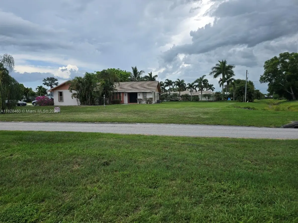 2802 SE Calvin St, Port Saint Lucie, FL 34952 - Image #1