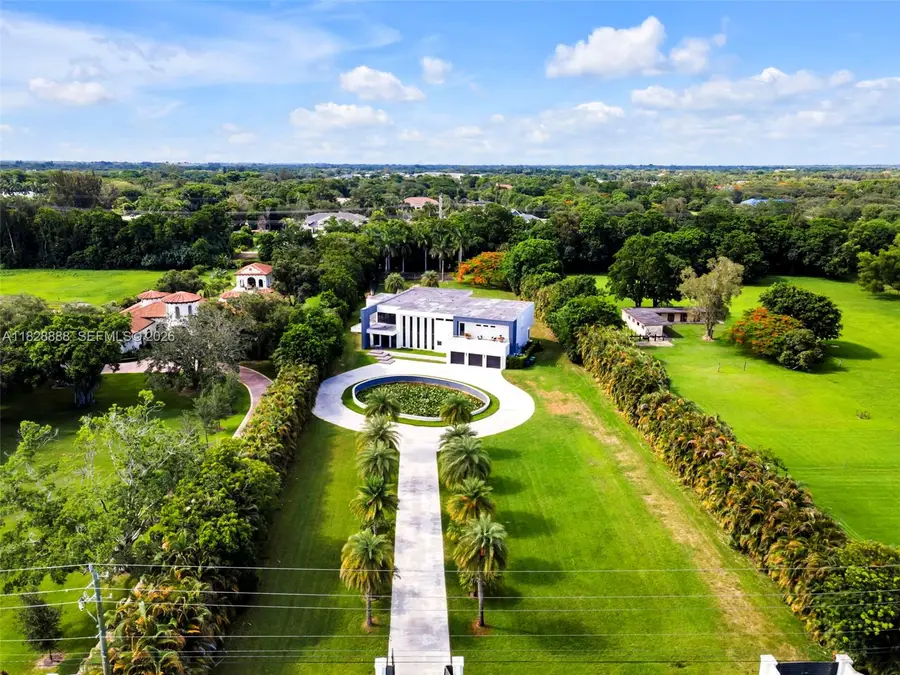 13441 Mustang Trl, Southwest Ranches, FL 33330 - Image #2