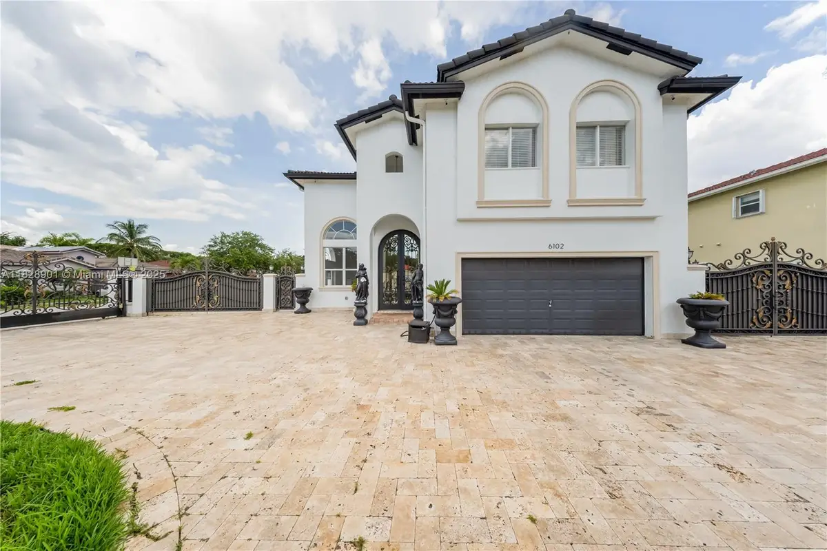 6102 SW 159th Ct, Miami, FL 33193 - #1